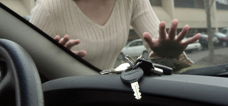 vehicle lockout service Rancho Santa Margarita